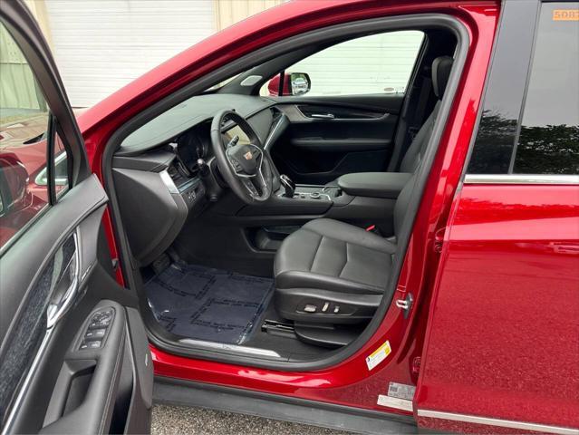 used 2021 Cadillac XT5 car, priced at $31,795
