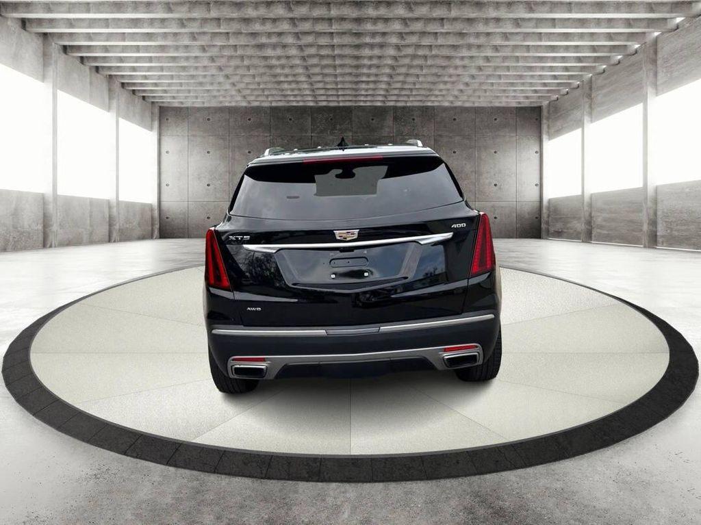 used 2022 Cadillac XT5 car, priced at $32,995