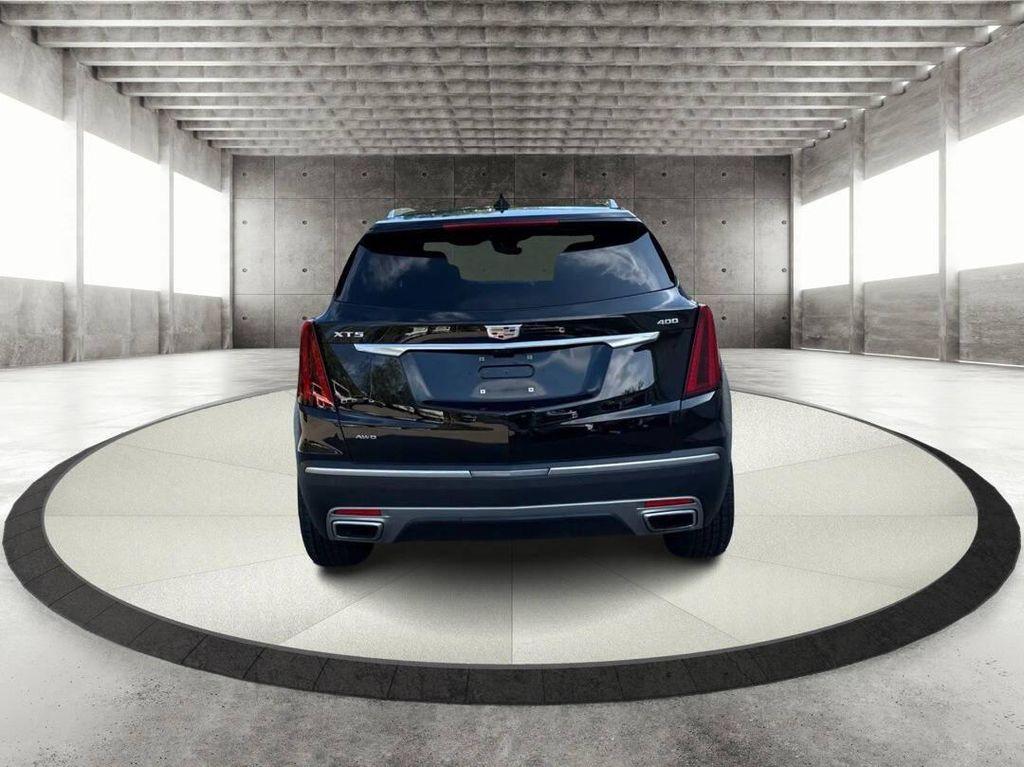 used 2022 Cadillac XT5 car, priced at $32,995