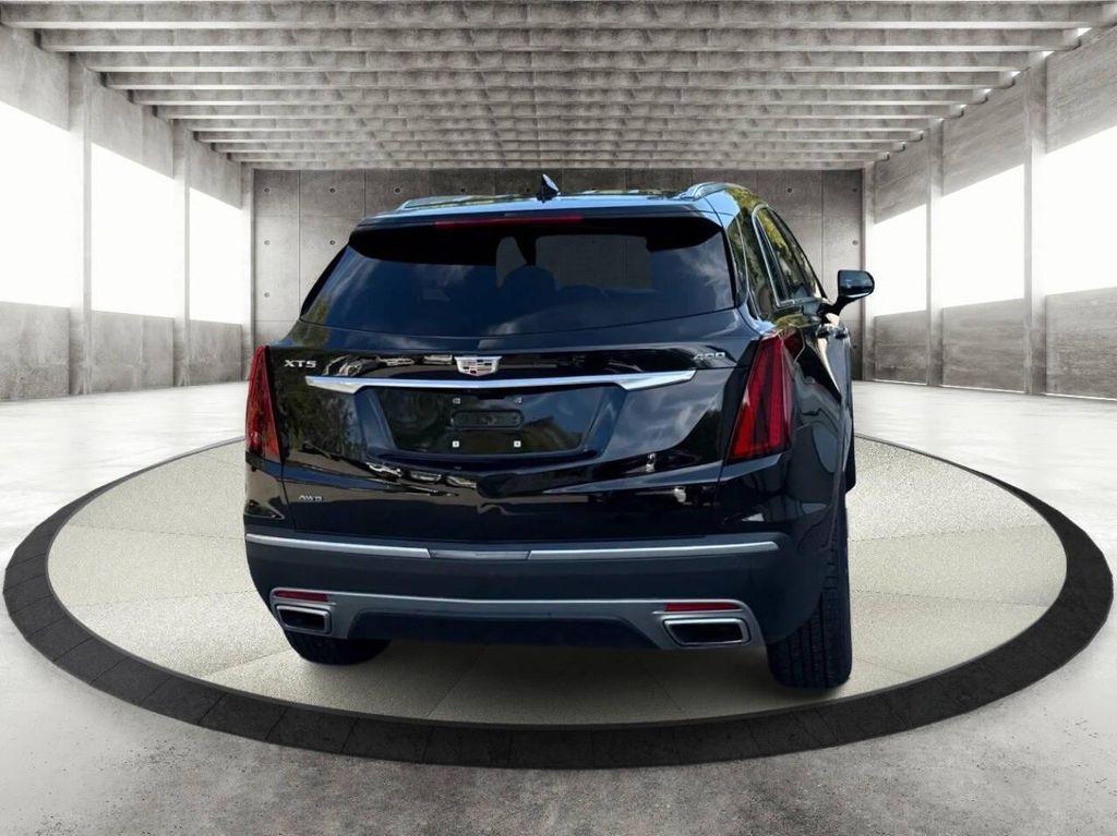 used 2022 Cadillac XT5 car, priced at $32,995