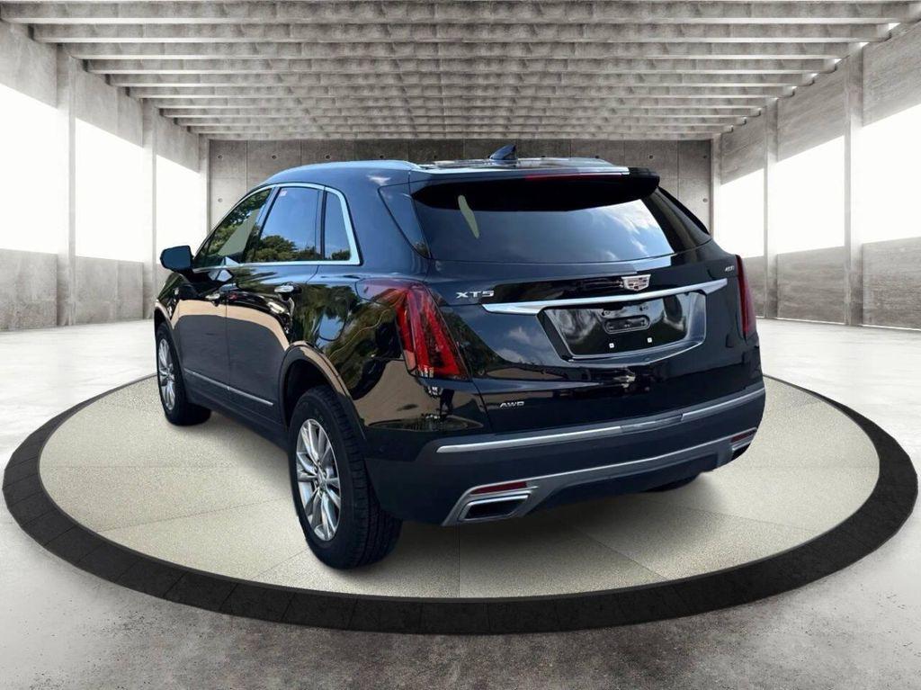 used 2022 Cadillac XT5 car, priced at $32,995