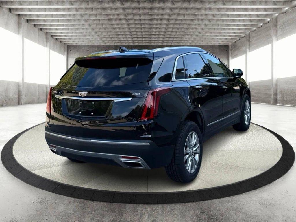 used 2022 Cadillac XT5 car, priced at $32,995