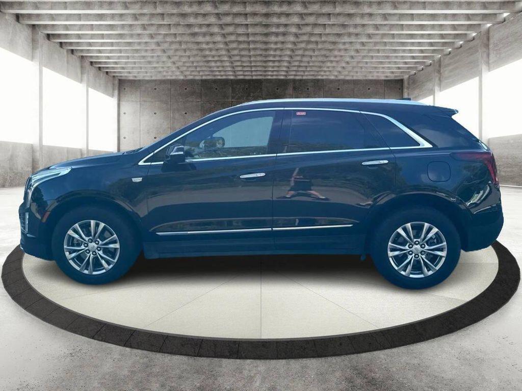 used 2022 Cadillac XT5 car, priced at $32,995