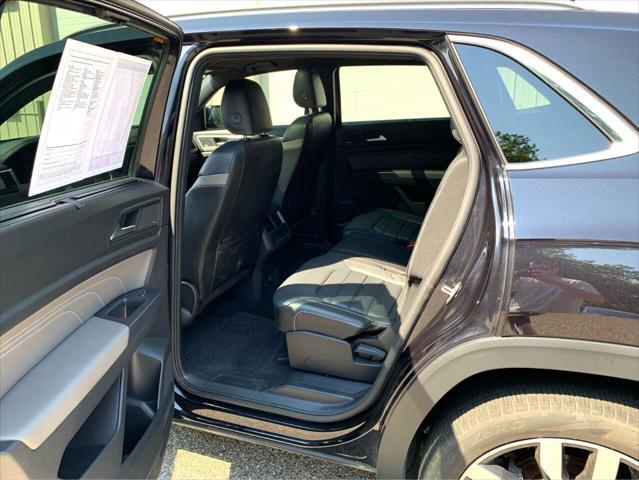 used 2021 Volkswagen Atlas Cross Sport car, priced at $31,300