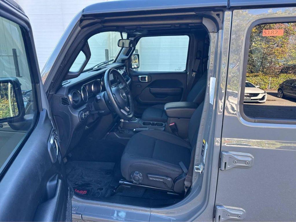 used 2021 Jeep Wrangler Unlimited car, priced at $31,995