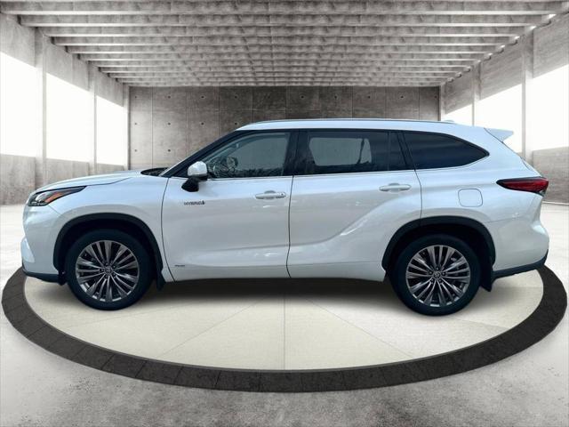 used 2021 Toyota Highlander Hybrid car, priced at $46,995