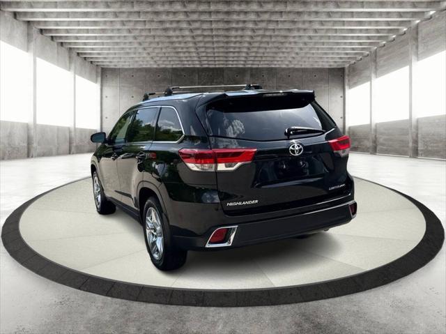 used 2017 Toyota Highlander car, priced at $26,995