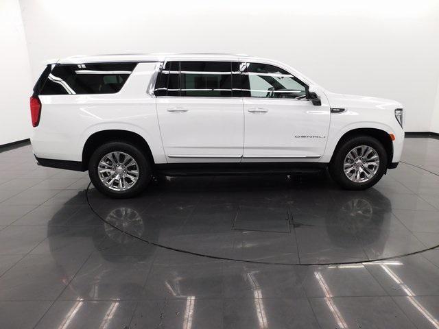 used 2023 GMC Yukon XL car, priced at $62,000