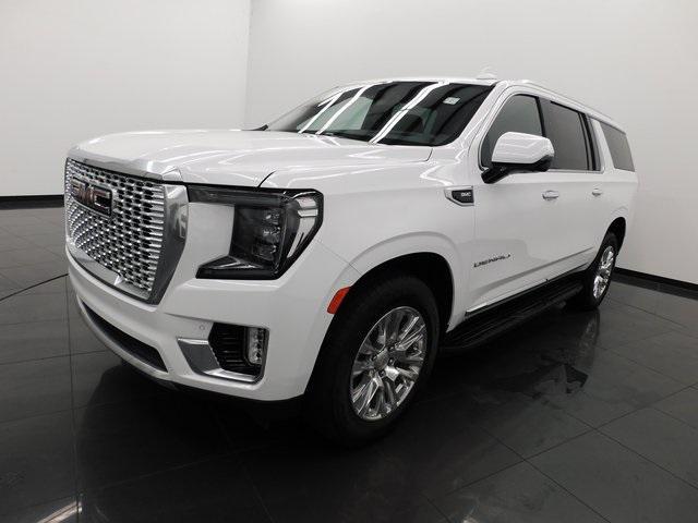 used 2023 GMC Yukon XL car, priced at $62,000