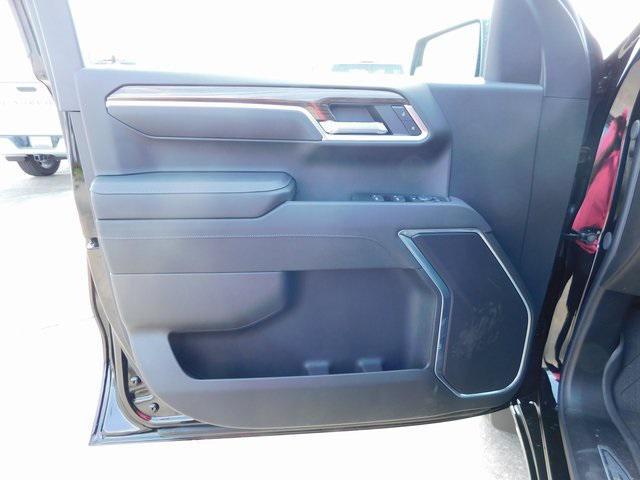 new 2025 Chevrolet Silverado 1500 car, priced at $49,135