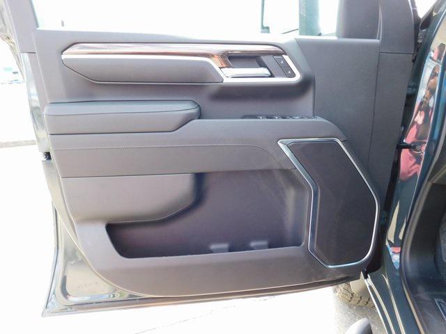 new 2026 Chevrolet Silverado 2500 car, priced at $80,085