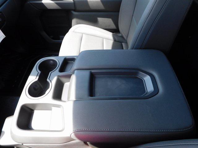new 2025 Chevrolet Silverado 1500 car, priced at $40,275
