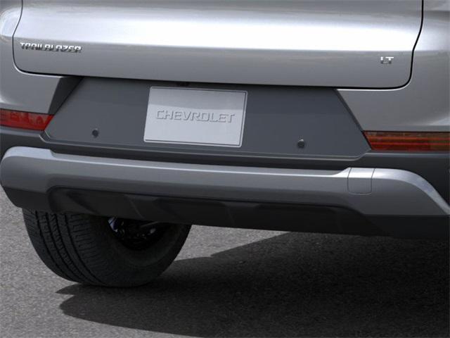 new 2025 Chevrolet TrailBlazer car, priced at $29,220