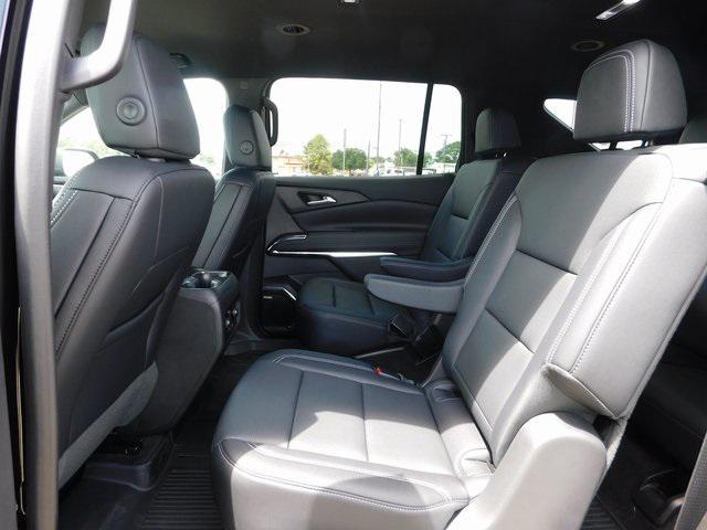 new 2025 Chevrolet Traverse car, priced at $49,514