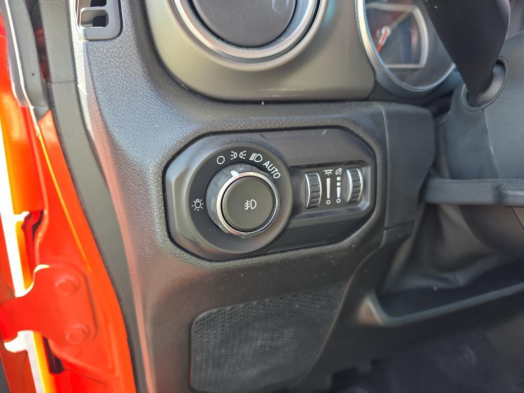 used 2018 Jeep Wrangler Unlimited car, priced at $26,477