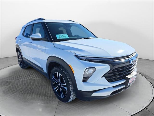 new 2025 Chevrolet TrailBlazer car, priced at $33,460