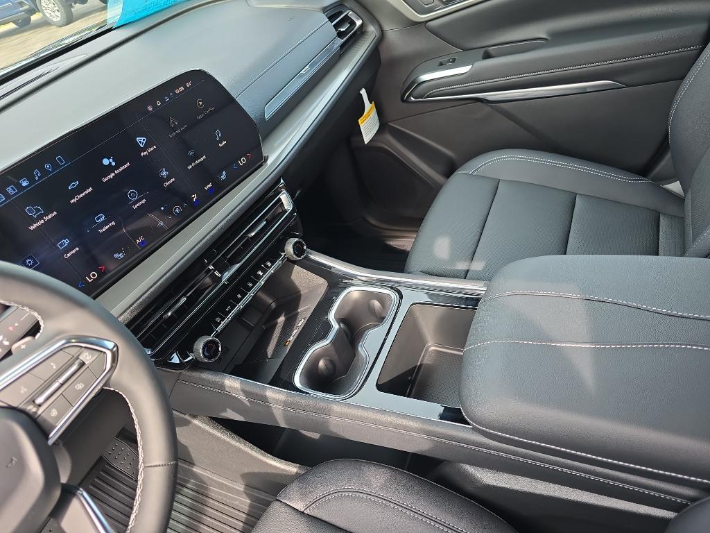 new 2026 Chevrolet Traverse car, priced at $47,345
