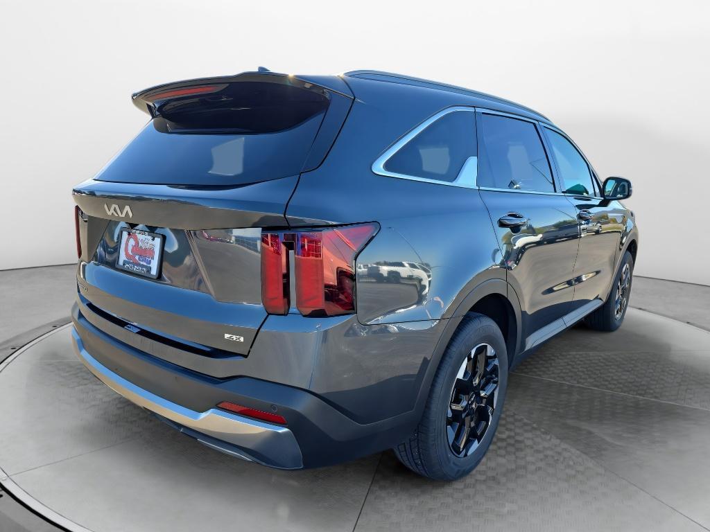 used 2024 Kia Sorento car, priced at $30,477