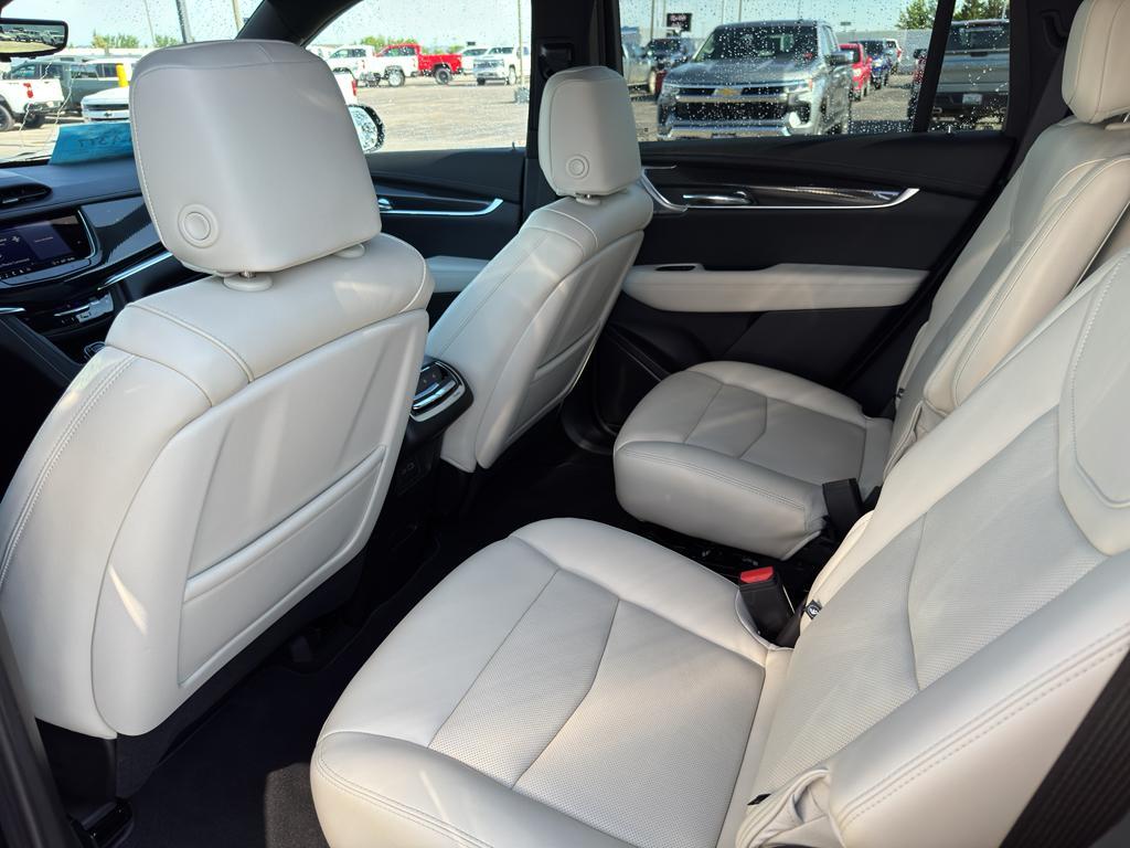 used 2024 Cadillac XT6 car, priced at $54,477