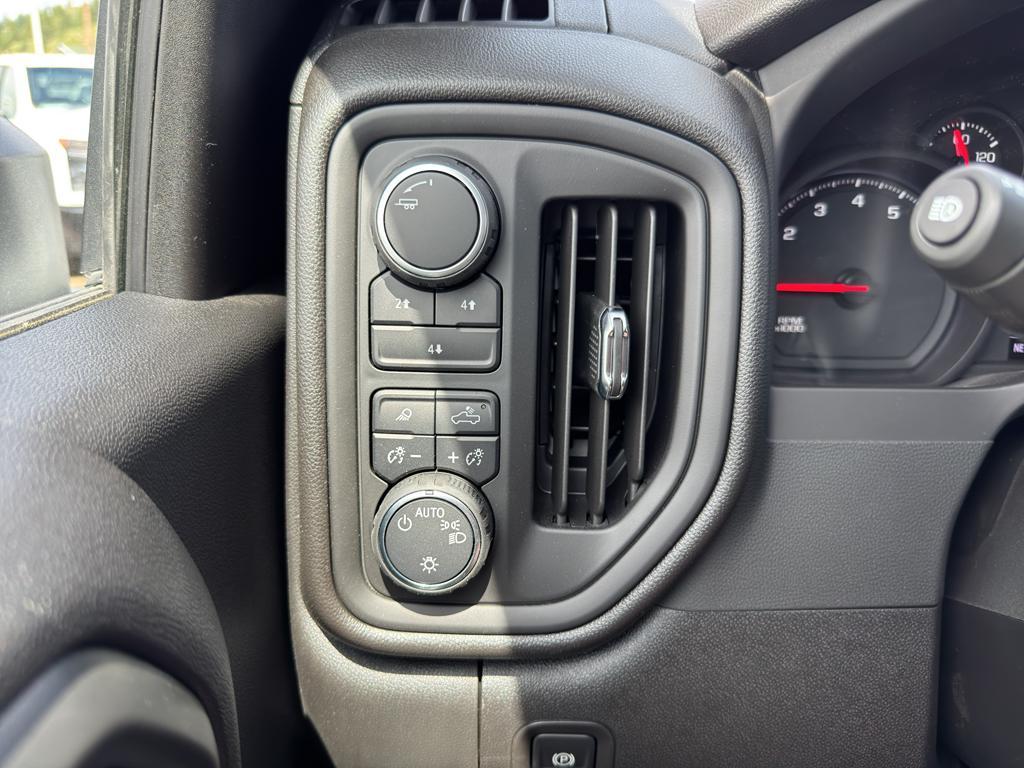 new 2025 Chevrolet Silverado 2500 car, priced at $59,130