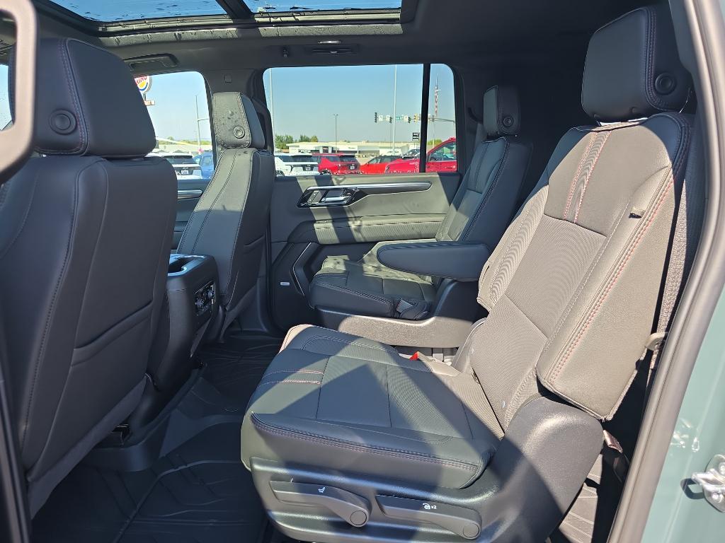 new 2025 Chevrolet Suburban car, priced at $88,385