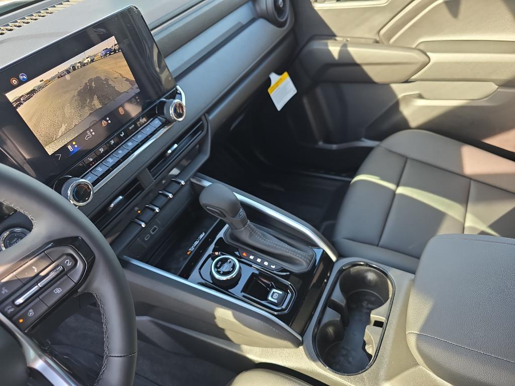 new 2026 Chevrolet Colorado car, priced at $49,935