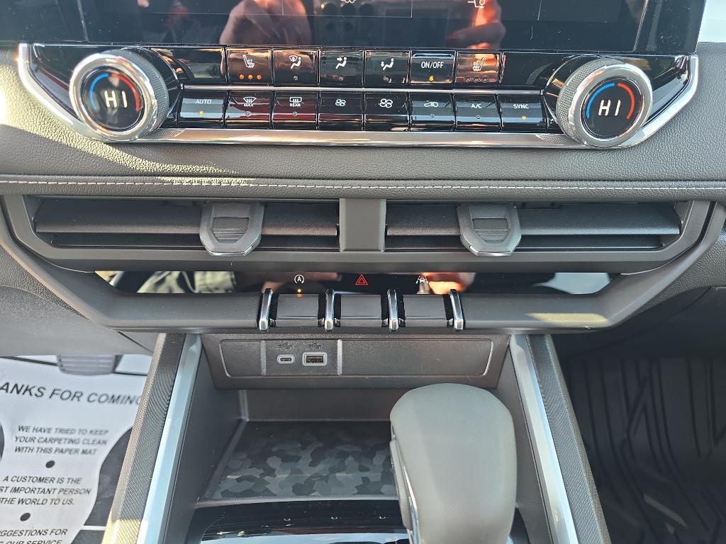 new 2026 Chevrolet Colorado car, priced at $43,330