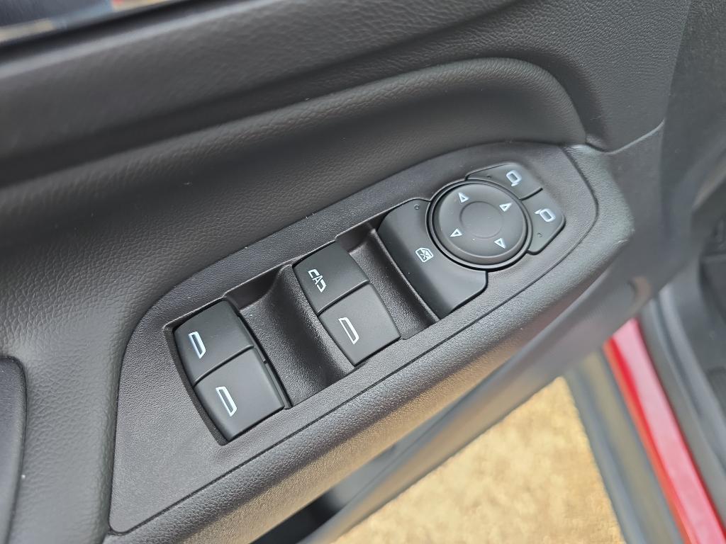 used 2020 Chevrolet Equinox car, priced at $20,955