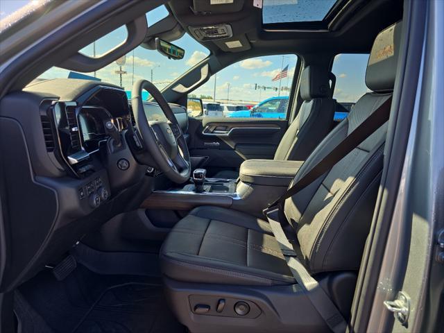 new 2025 Chevrolet Silverado 1500 car, priced at $70,015