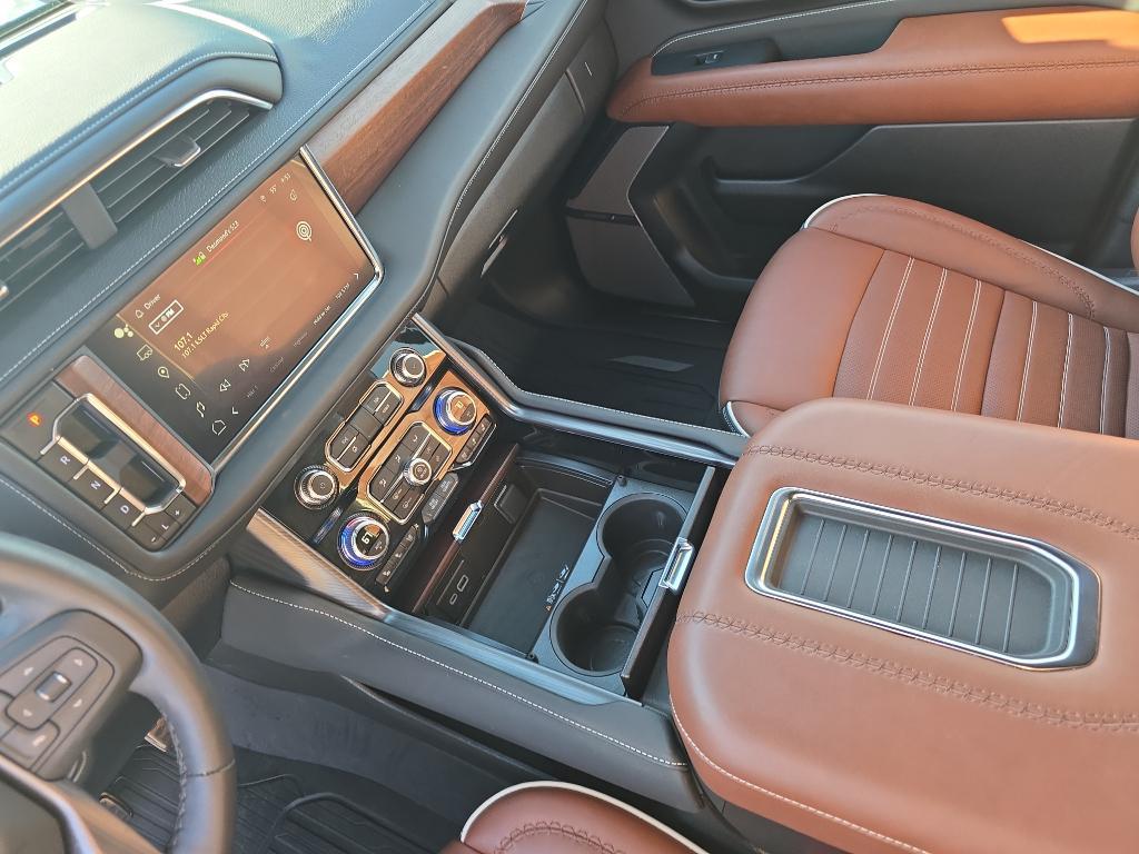 used 2024 GMC Yukon car, priced at $81,455