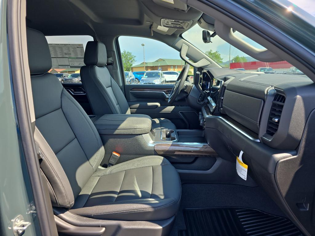 new 2025 Chevrolet Silverado 2500 car, priced at $79,195