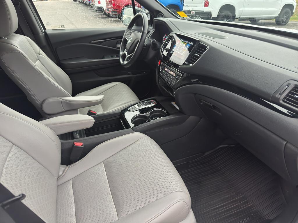 used 2021 Honda Passport car, priced at $28,455