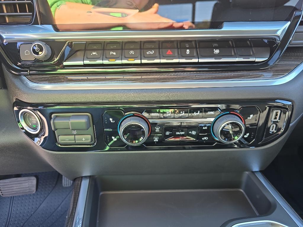 new 2025 Chevrolet Silverado 1500 car, priced at $68,120