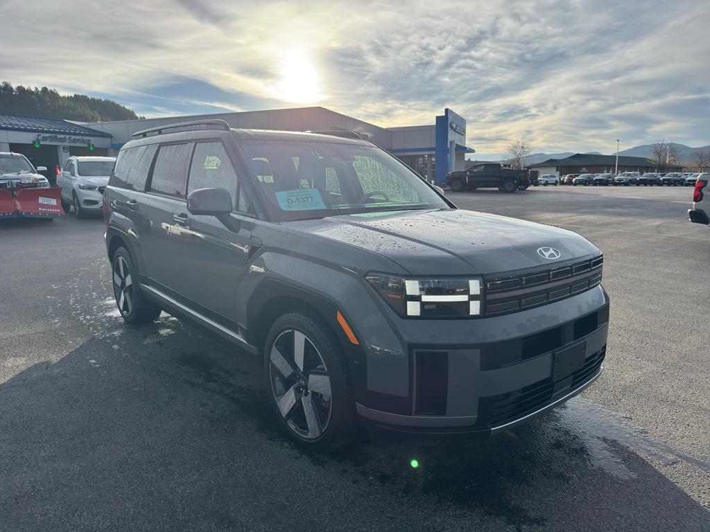 used 2025 Hyundai Santa Fe car, priced at $40,955
