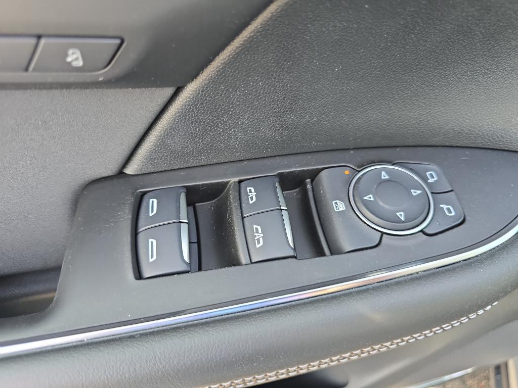 used 2024 Buick Envision car, priced at $35,955
