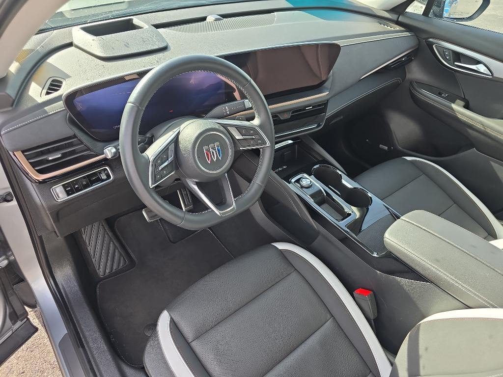used 2024 Buick Envision car, priced at $35,955
