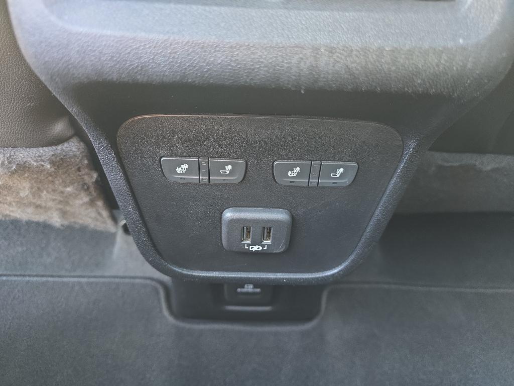 used 2020 Chevrolet Equinox car, priced at $15,977