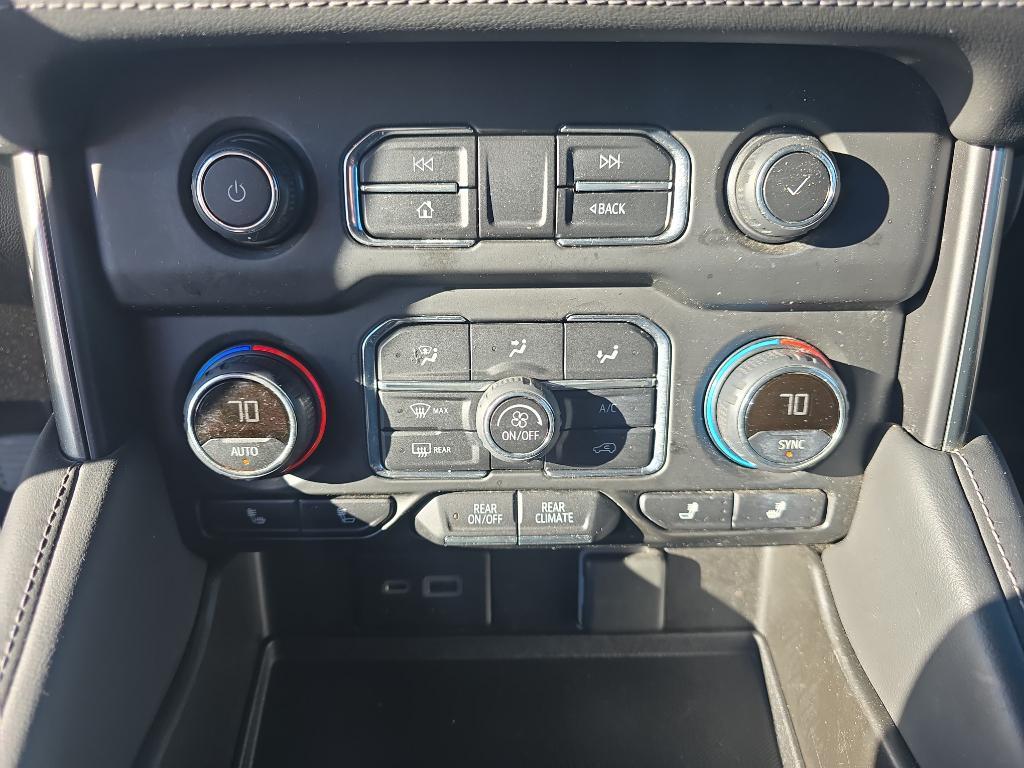 used 2021 Chevrolet Suburban car, priced at $25,977