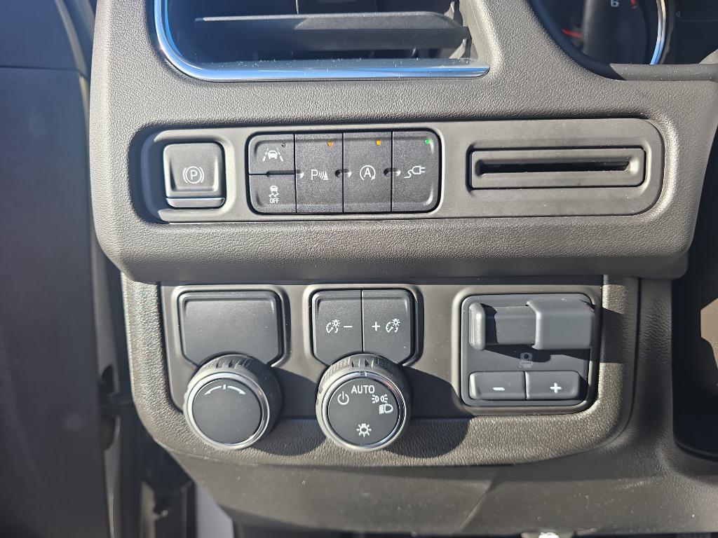 used 2021 Chevrolet Suburban car, priced at $25,977