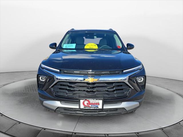 new 2025 Chevrolet TrailBlazer car, priced at $28,585