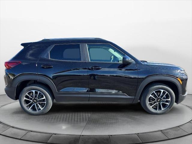 new 2025 Chevrolet TrailBlazer car, priced at $28,585