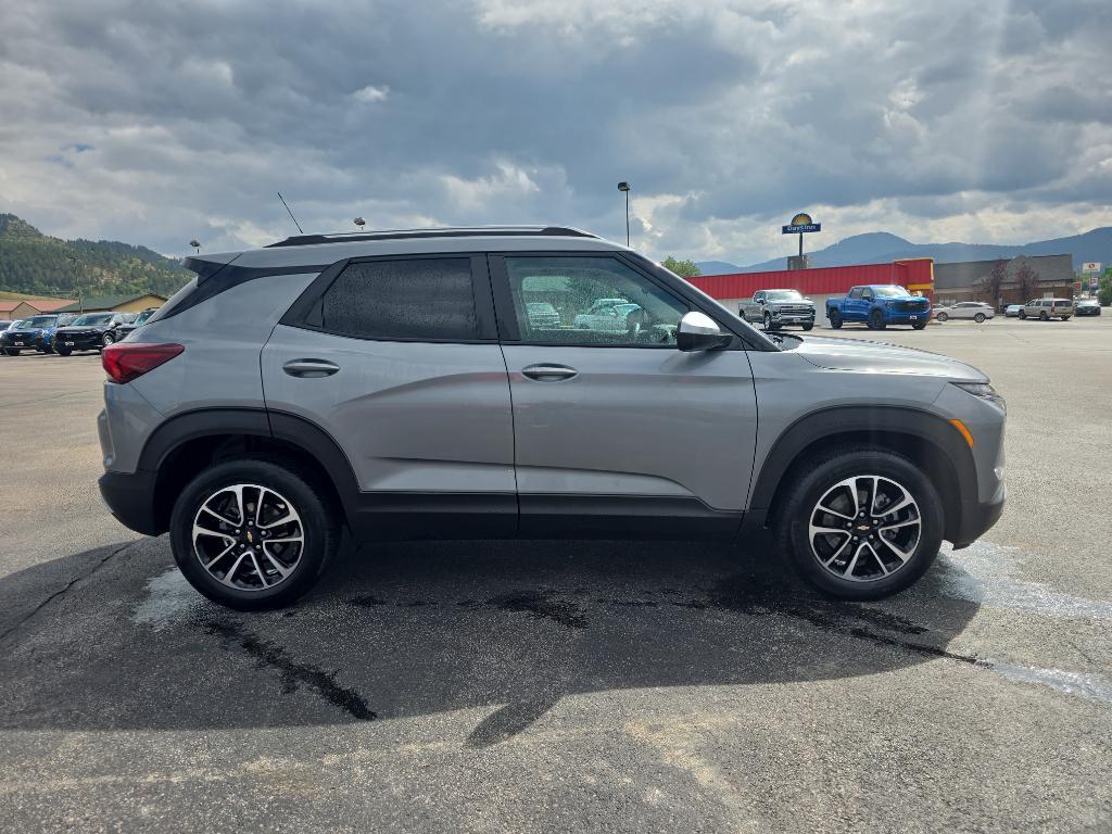 used 2024 Chevrolet TrailBlazer car, priced at $24,355