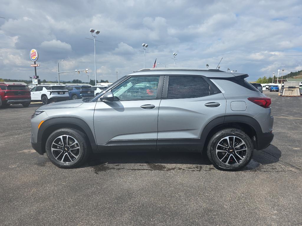 used 2024 Chevrolet TrailBlazer car, priced at $24,355