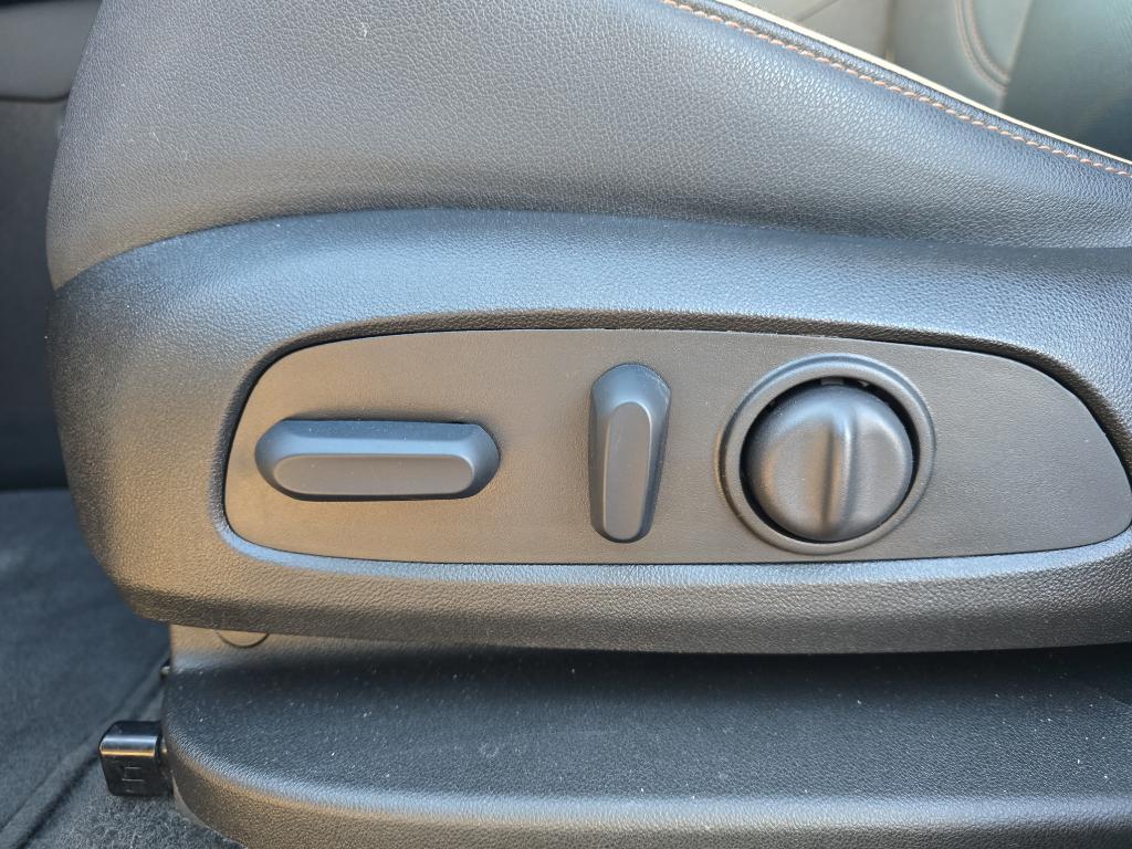 used 2023 Chevrolet Blazer car, priced at $33,455