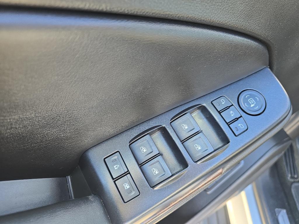 used 2018 GMC Yukon car, priced at $27,955