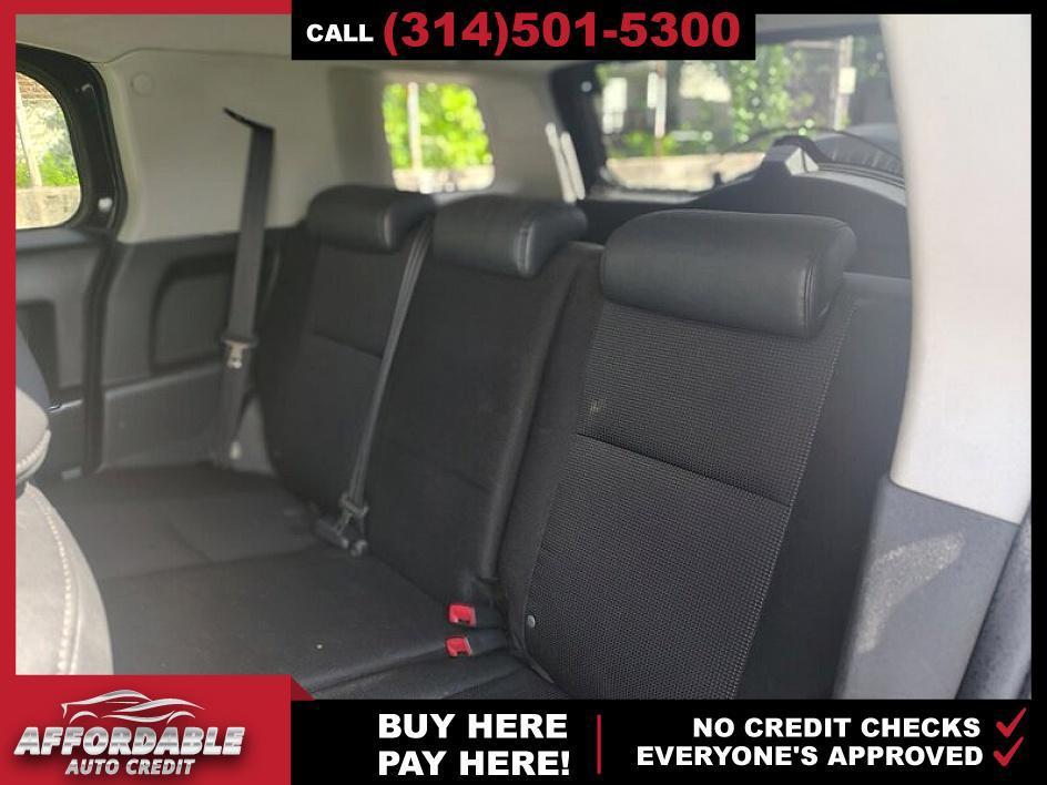 used 2007 Toyota FJ Cruiser car, priced at $10,995