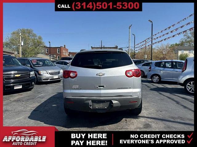 used 2010 Chevrolet Traverse car, priced at $5,995