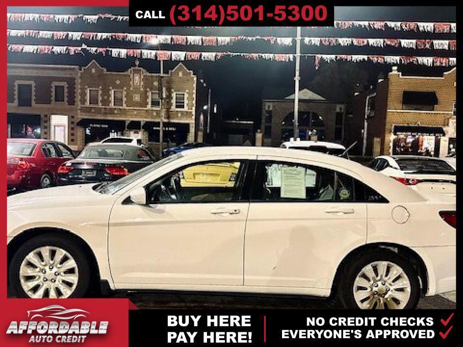 used 2012 Chrysler 200 car, priced at $5,495