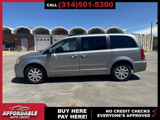 used 2014 Chrysler Town & Country car, priced at $8,995