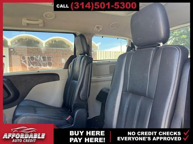 used 2014 Chrysler Town & Country car, priced at $8,995